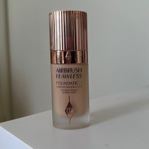 Airbrush flawless foundation shade 5W